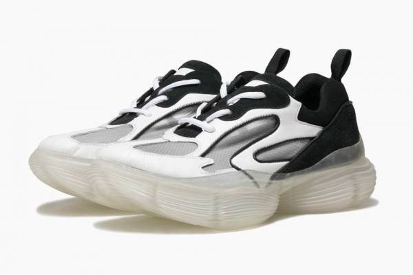 グラウンズ新作“立体ソール”スニーカー - “夜のハイウェイ”から着想したカラーリングで