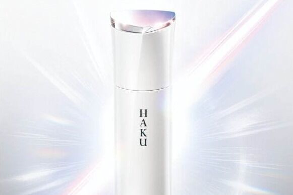 HAKU「メラノフォーカス」シリーズが進化、“透明感のある肌”へ導く新薬用美白美容液｜ウーマンエキサイト(1/2)