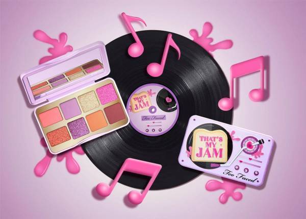 トゥー フェイスド “ゲーム機と音楽”モチーフの8色入り贅沢ミニ アイシャドウ パレット