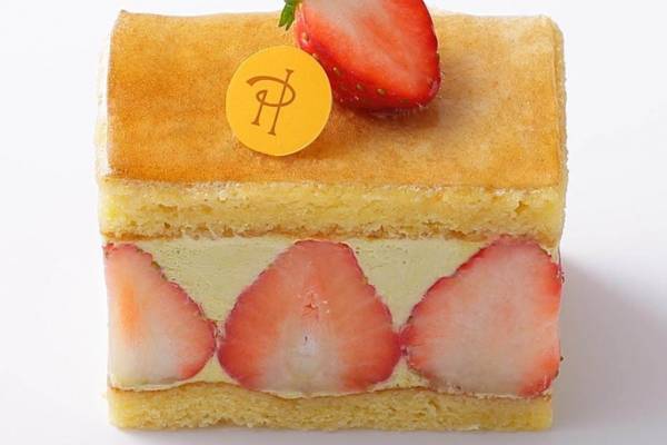 ピエール・エルメ・パリの苺ケーキ「フレジエ」ザ・リッツ・カールトン京都で、ブランド苺“女峰”使用