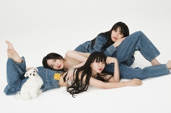 「リーバイス レッド」新作“ワークウェア”着想のデニムパンツ＆ジャケット、モデルにパフューム