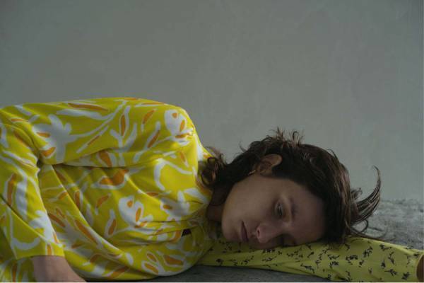 新ウィメンズブランド「ジャンシドゥーム」"2種類のフラワープリント"組み合わせたワンピースなど