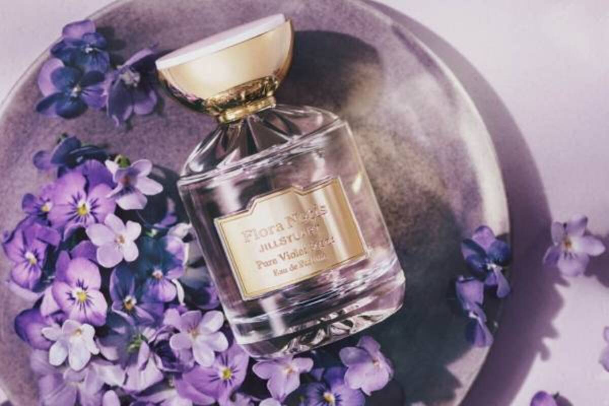 フローラノーティス ジルスチュアート スミレの花 オードパルファン 摘みたてバイオレットの香り ウーマンエキサイト 1 2