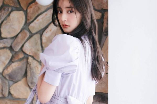 スナイデル21年春新作プリーツドレス＆リボン付きワンピース、モデルに新木優子