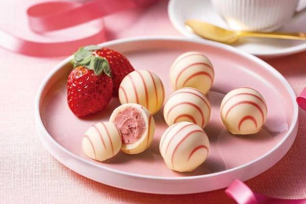 銀のぶどう“苺ミルクをひと口でほおばる”「苺のトリュフ」甘酸っぱい苺ガナッシュ×ホワイトショコラ