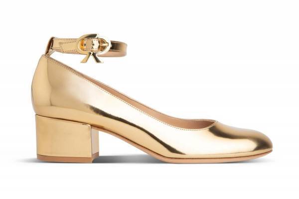 ジャンヴィト ロッシから“リボン型バックル”の新作シューズ、全国5店舗でサンダルカスタマイズ実施