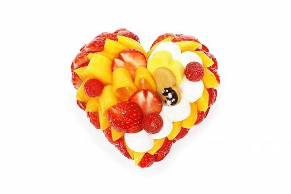 カフェコムサ「恋みのり」いちご×マンゴーの"ハート型"ホワイトデーケーキ