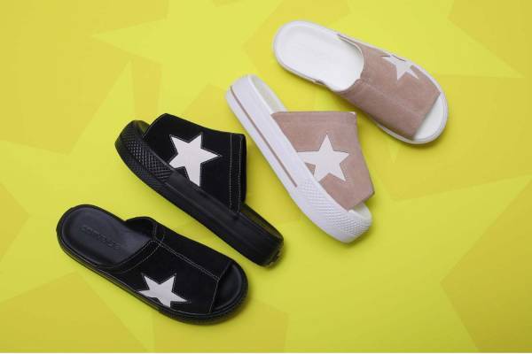 コンバース新作ウィメンズ厚底サンダル、大きな“星”モチーフのスエードアッパー
