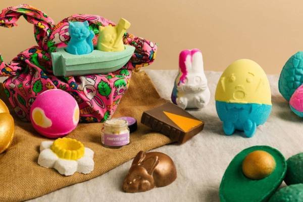 ラッシュ、「不思議の国のアリス」モチーフのバスボム＆チョコ香る“うさぎ”のボディバター