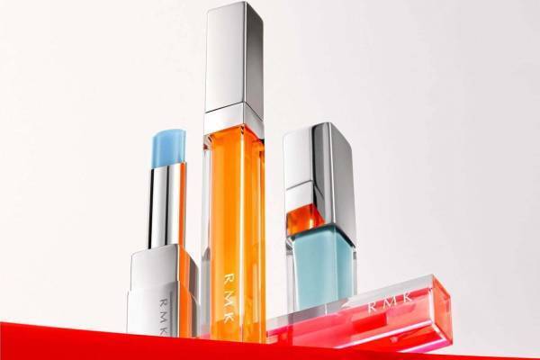 RMK21年夏コスメ第2弾、60年代着想の“ポップ”なカラフルリップグロス＆寒色ネイル