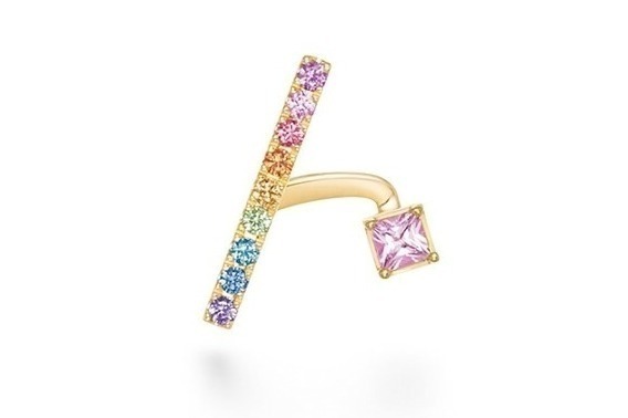 アーカーのジュエリー「ティナ」“宝石箱”着想ネックレスや鮮やかなカラーストーンピアスなど