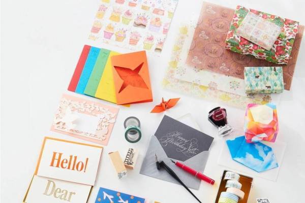 「阪急文具の博覧会」阪急うめだ本店で、“切り絵風”カードやカラフルマスキングテープが集結