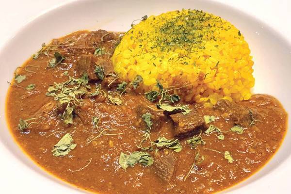 「東京カレーカルチャー」が西武池袋本店で、ラーメン風出汁入りカレーや納豆羊豚キーマが集結