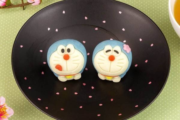 「ドラえもん」モチーフの和菓子“さくら味 ”で春気分UP、食べマスの新作