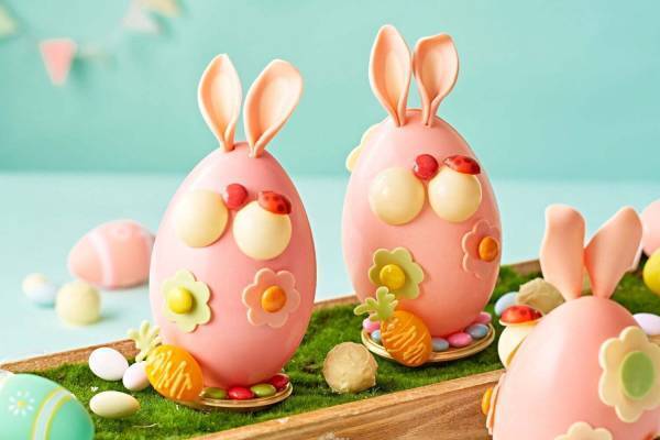 ザ ストリングス 表参道より「イースターバニーショコラ」桜が香るパステルカラーチョコ