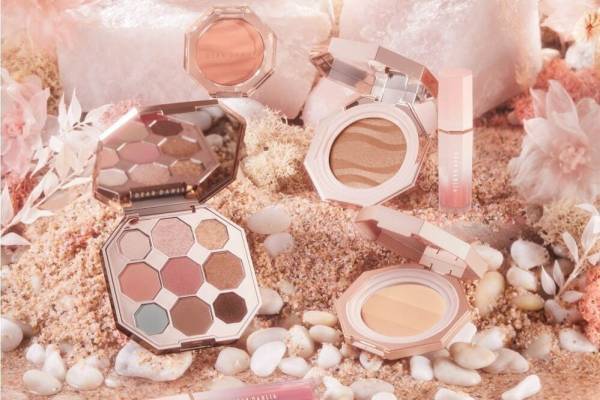“大理石コスメ”ディアダリア21年春コスメ、太陽光が輝くようなアイパレット＆花びら質感リップ