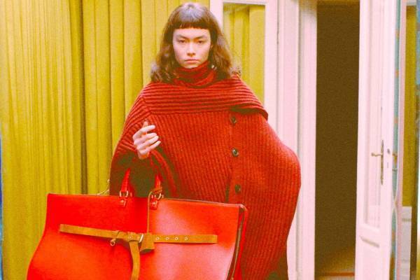 マルニ 2021年秋冬コレクション - パワフルなロマンスの追求