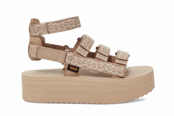 テバ21年春夏の新作、レオパード柄ボリュームサンダル＆メンズ初の厚底モデル