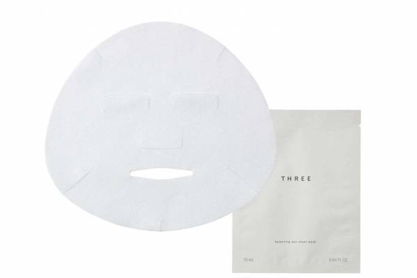 THREE“スパ発想”の美容液シートマスク、温泉につかった後のようにみずみずしい透明感