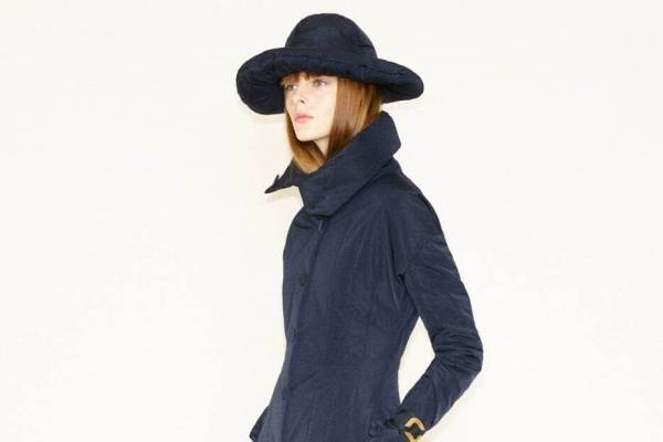 トッズ 2021-22年秋冬ウィメンズコレクション、クチュールのもたらす温故知新