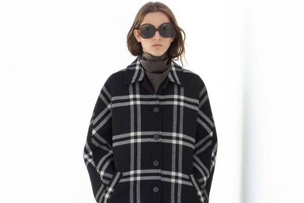 クレージュ 2021年秋冬コレクション - ニコラス・デ・フェリーチェによる初シーズン