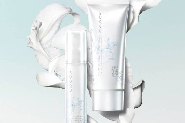 SUQQU「純白花の香り」ミスト化粧水＆ボディUV、ジャスミンや白檀の甘く濃厚な香り