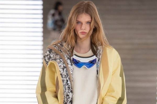 ルイ・ヴィトン 2021年秋冬ウィメンズコレクション - “黄金時代”のロマンを辿って、普遍性と神秘