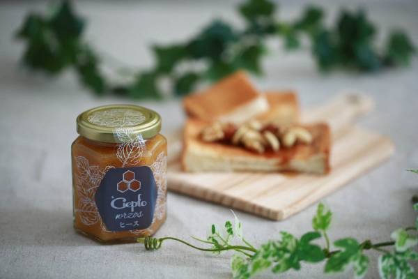 京都の生はちみつ専門店「シェプロ」が移転リニューアルオープン、はちみつ配合コスメも