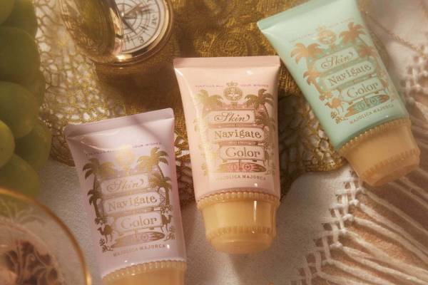 マジョリカ マジョルカ“肌悩みカバー”の密着カラージェル下地、うるおうのにくずれない