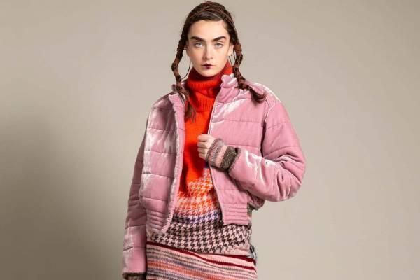 ヒロコ コシノ 2021年秋冬コレクション - オーソドックスを自由な心で組み立て直す