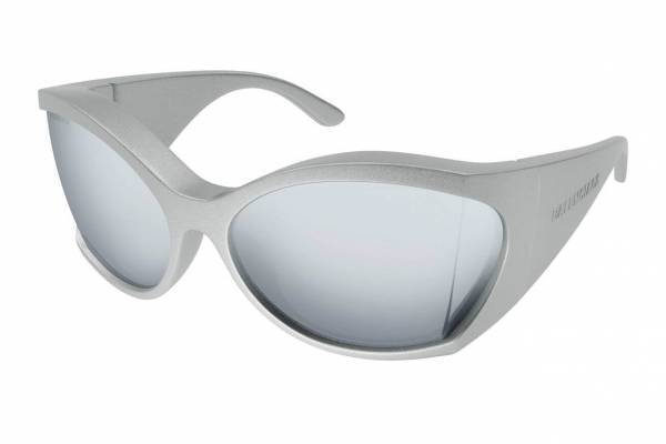 バレンシアガ新作アイウェア、カーブレンズ×幅広テンプルのシールド風サングラス