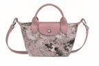 ロンシャン‟満開の桜”咲く新作バッグ「ル プリアージュ ブーケ」コインケース&ポーチも