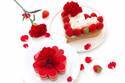 サダハル・アオキ“カーネーションに彩られる”ハート型＆花型ケーキ、母の日限定で