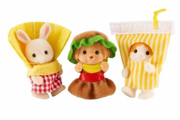シルバニアファミリー史上初‟ハンバーガーコスチューム”の赤ちゃんトリオ、ポテト&ドリンク衣装も