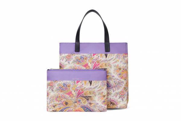 エトロ“フローラルペイズリー柄”ショルダーバッグやリバーシブルトート、ペガソTシャツも