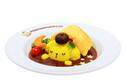 原宿「ポムポムプリンカフェ」リニューアル、布団をかぶった“プリン”のオムライスやバースデー限定パフェ