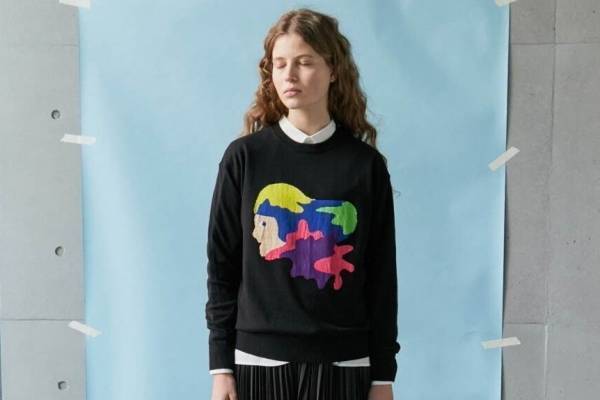 フラボア“クレパス”で描いたグラフィックのTシャツやワンピース、イラストレーターとコラボ