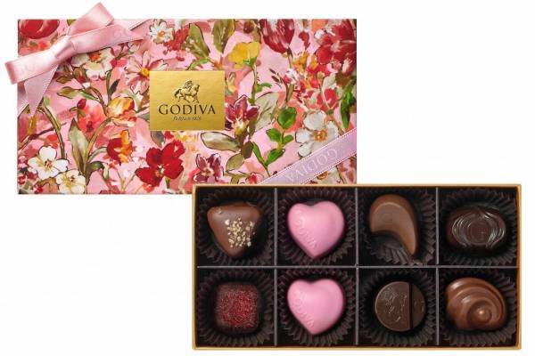 ゴディバの母の日限定ギフト、限定＆定番チョコの詰め合わせと花々描いた扇子がセットに