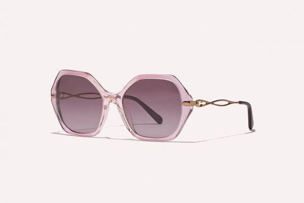 コーチ21年春新作“シグネチャー パターン”着想のスケルトンサングラスなど