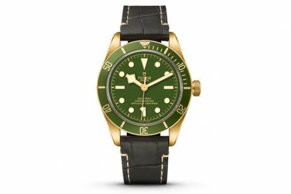 チューダー「ブラックベイ フィフティ-エイト」新作腕時計、シルバー925＆18Kイエローゴールド採用