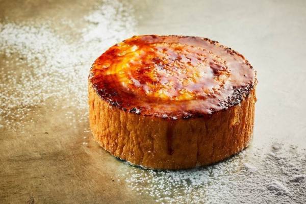 バウムクーヘン専門店「アニバウム」有明ガーデンに新店、“パリふわ・とろ～り”クレームブリュレ風バウム