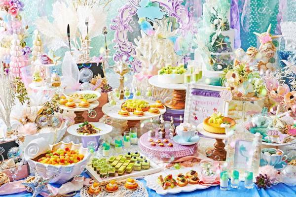 『人魚姫』の世界×メロンスイーツビュッフェ「マーメイド ラグーン」ザ ストリングス 表参道で