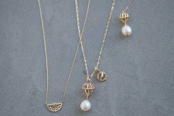 スタージュエリー ガール新作ジュエリー、ポジティブな“気球”着想のピアス・チャームなど