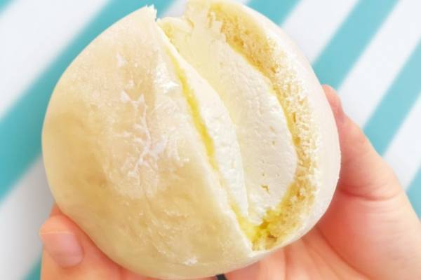 生クリーム専門店ミルク横浜店の新作ベーカリー、濃厚生クリーム＆カスタードパンやサクサクパイコロネ