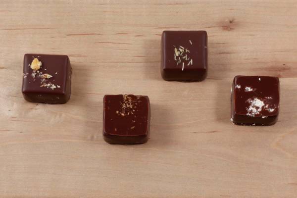 ジャン=ポール・エヴァン“フランス各地のチーズ”を使った限定ショコラ、ナッツやスパイスをプラス