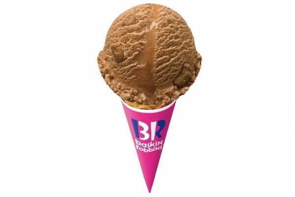 サーティワン“塩キャラメル尽くし”の新アイス、ザクザク食感のプレッツェル入り