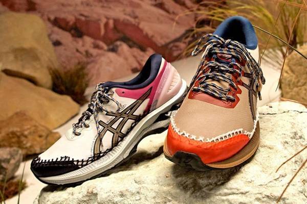 アシックス×ウィヴィアン・ウエストウッド新スニーカー、リップストップなど高機能素材で再構築