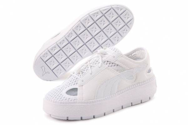 プーマの厚底シリーズから初のサンダル、オールホワイト＆ブラックで - 快適な異素材ミックスアッパー