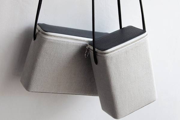 アエタ、リネン素材×ブラックレザーの“ミニマル”バッグ - エディション限定で