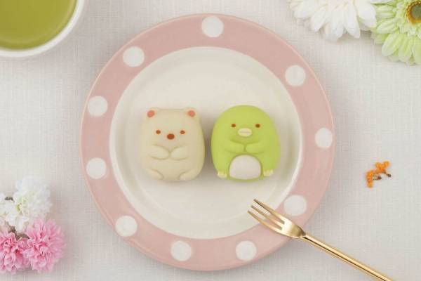 すみっコぐらし「しろくま＆ぺんぎん？」和菓子が再登場、“ぽってり”練り切りのみるく餡とりんご餡